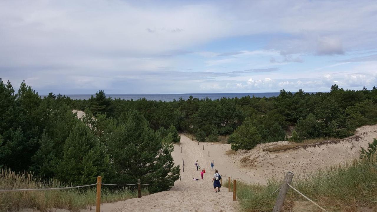 Slowinskie Widoki Domki Flora, Fauna, Noclegi Smoldzinski Las Exteriör bild