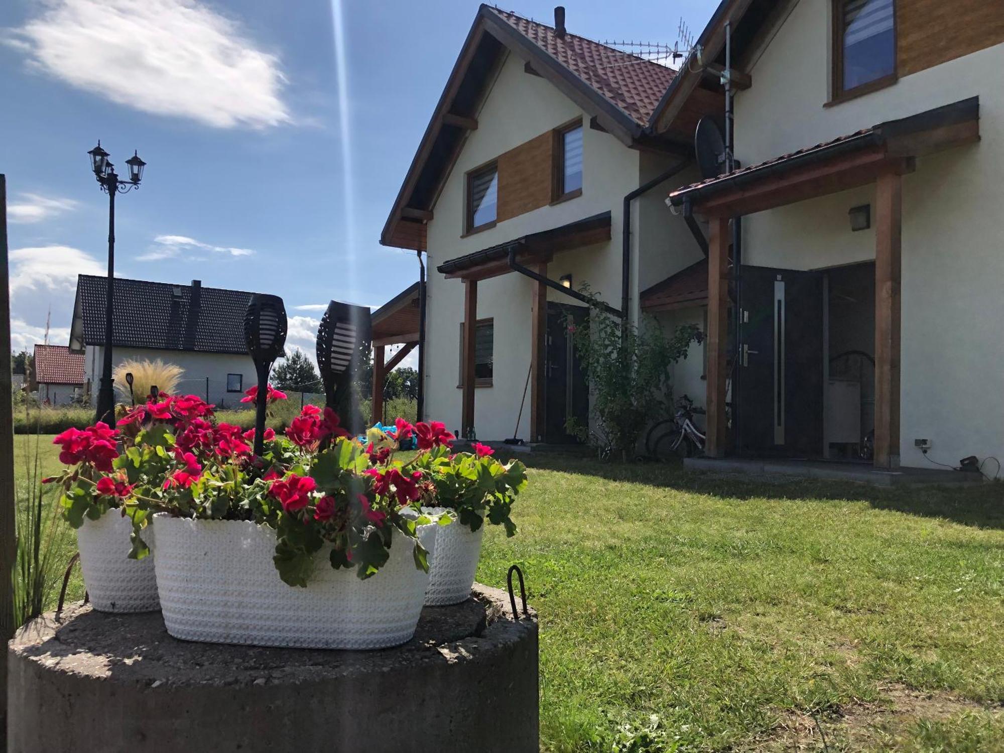 Slowinskie Widoki Domki Flora, Fauna, Noclegi Smoldzinski Las Exteriör bild